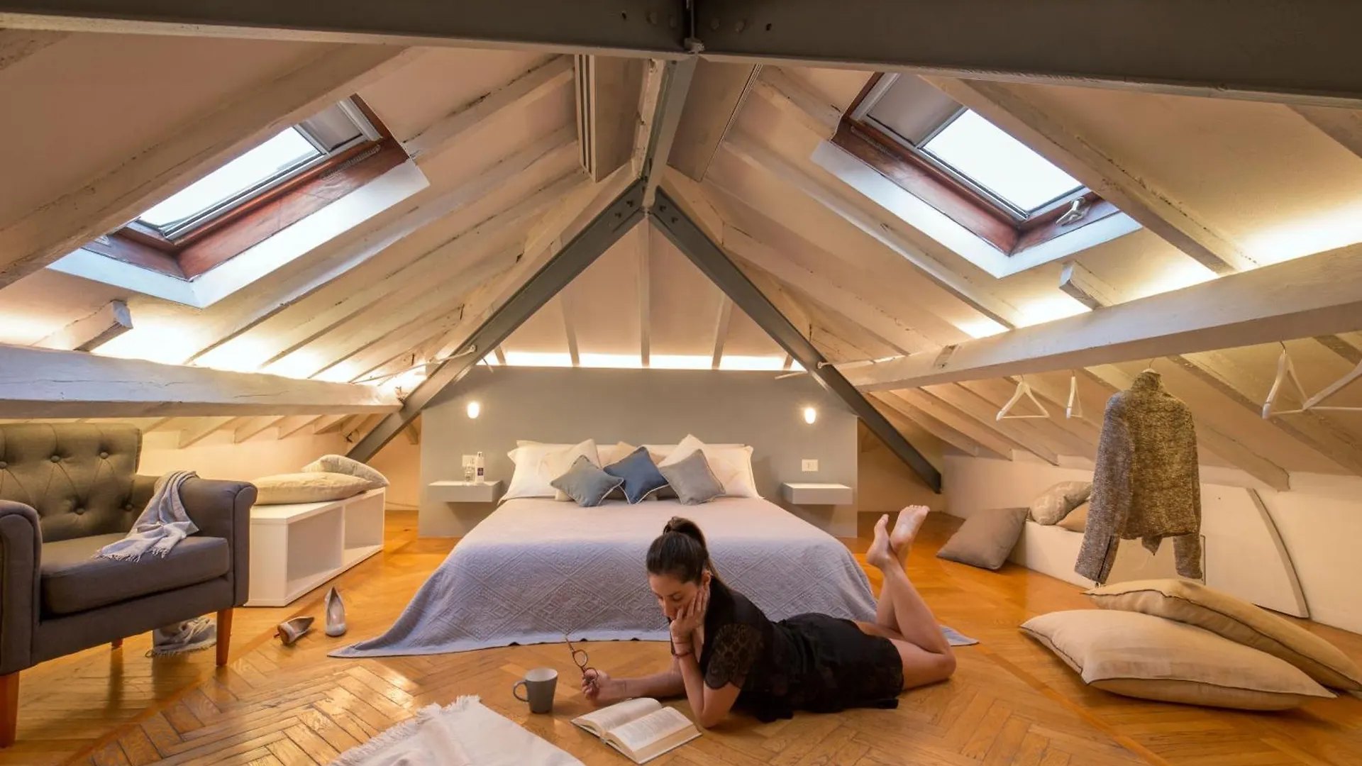 Zaha Apartment In Milán